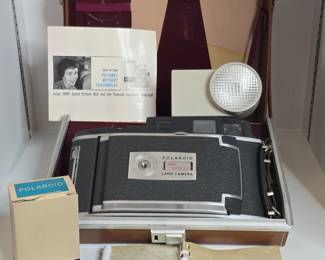 Polaroid Land Camera Outfit second image