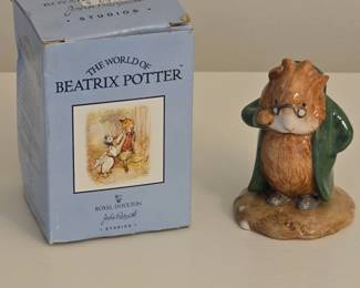 Royal Doulton Beatrix Potter The Head Gardener Figurine P
