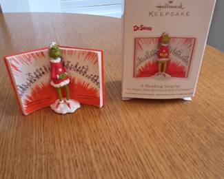 Hallmark Keepsake Dr. Seuss A Shocking Surprise Ornament