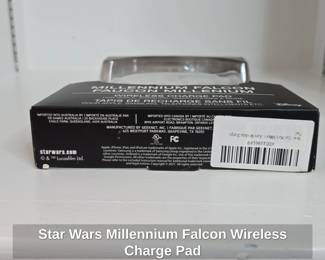 Star Wars Millennium Falcon Wireless Charge Pad third image