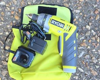 Ryobi Tek HPL V Cordless Screwdriver Kit