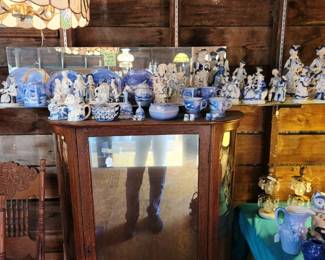 Blue and White statues