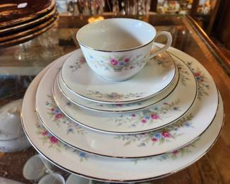 Florenteen China 'Fantasia', 239 pieces!!