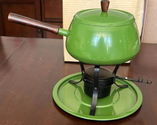 Lot 23: Green Fondue Pot Set with Stand and Burner