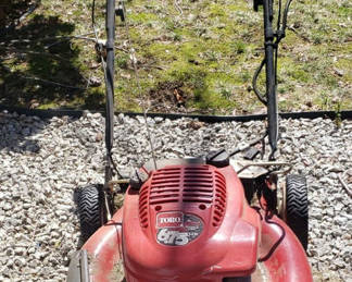 Lot 128: Toro GTS 6.75 HP Recycler Push Lawn Mower