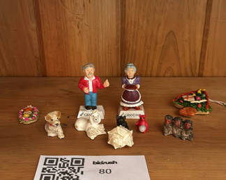Lot 80: Assorted Miniature Figurines and Ornaments