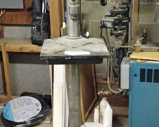 Lot 118: Vintage Craftsman Sears Floor-Standing Drill Press