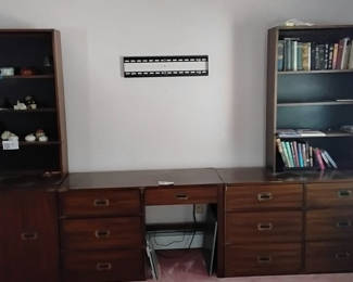 Lot 30: Wooden Wall Unit with Bookcases and Desk