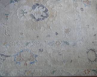 Rug 8 x 10 $100