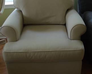 Chair (swivel)  $80