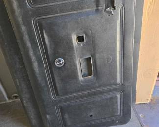 8546  Vintage Car Door Covers