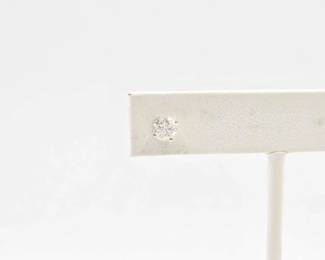 768  14k White Gold Earring with Diamond, 0.4g