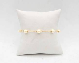 770 14k Gold and Pearl Bracelet, 4.4g