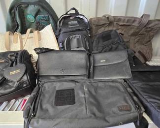 8100 Backpacks and Purses