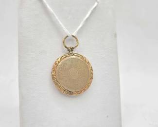 806  10k Gold Pendant, 6.2g