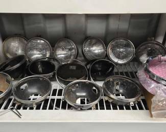 8520  Vintage Car Parts