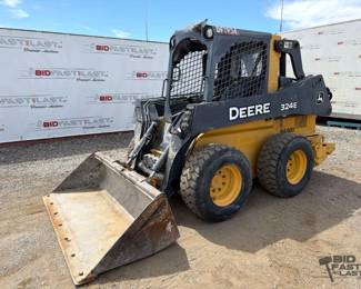 100  John Deere 324E Skid Steer