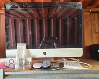 6002  Apple iMac Allinone Computer, Apple X8 Pro Smartwatch and Extra Wristband for Watch