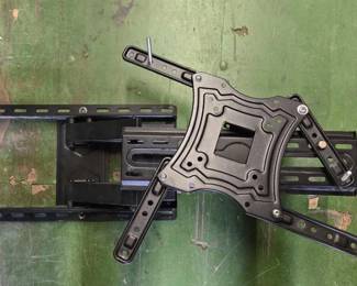 6028  Full Motion TV Wall Mount