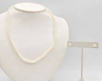 818 10k Gold Pearl Necklace and Earrings, 14.9g