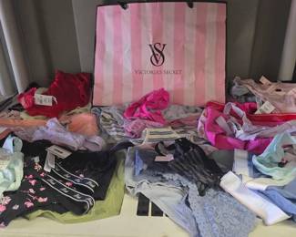 8132  Victorias Secret Underwear Collection