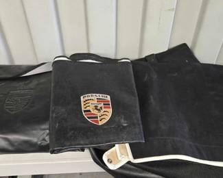 8526 Vehicle Protectors