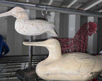 4092  Decorative Figurines