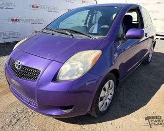 305  2007 Toyota Yaris LOW MILES