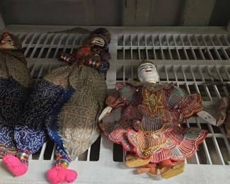 7520 Cultural Puppets