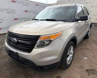 230  2014 Ford Explorer