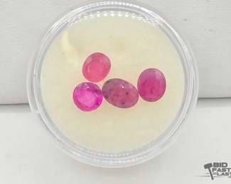 1068  Loose Sapphires, 0.6g