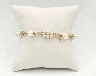 784  14k Gold  Pearl Bracelet, 9.1g