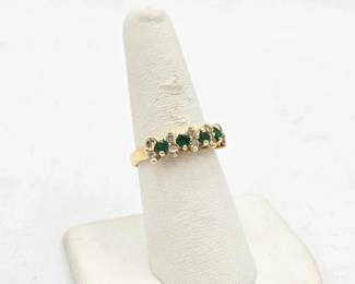 712 14k Gold Ring with Diamonds Jadeite, 3.2g