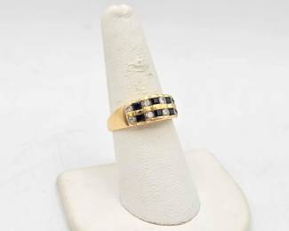 748  14k Gold Ring with Diamonds  Sapphire, 3.9g