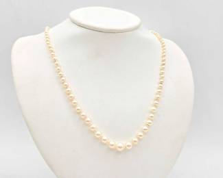 772  14k Gold  Pearl Necklace with Diamond, 12.8g