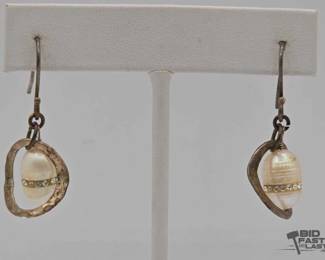 954 Silver and Pearl Earrings, 5.2g