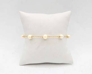 770  14k Gold and Pearl Bracelet, 4.4g
