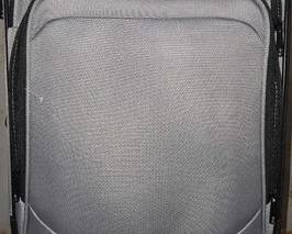 8140 Samsonite Suitcase