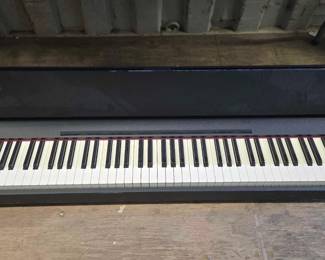 8538  Roland Digital Piano