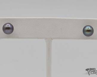 956 Pearl Earrings, 1.4g