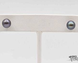 956  Pearl Earrings with Sterling Silver, 1.4g