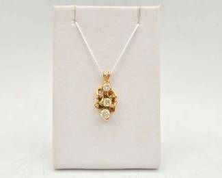 750 14k Gold Pendant with Diamonds, 3.4g