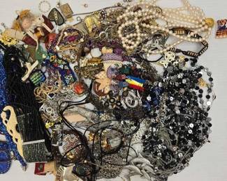 1012 Costume Jewelry