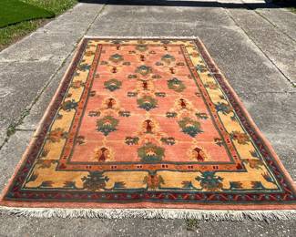 Tufenkian Tibetan Highland Wool Rug hand knotted. 6 x 9