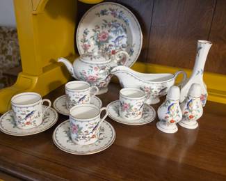 Aynsley Pembroke Bone China