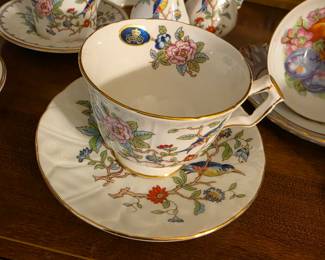 New with label Aynsley Pembroke blue bird crocus shape Tea Cup & Saucer Set