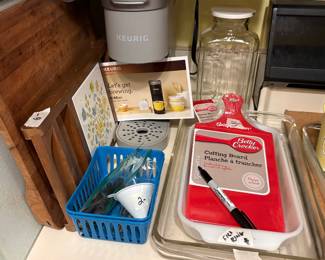 Keurig coffee maker, Pyrex, glass jar & more 