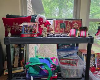 Sunroom - pillows, cards, and more