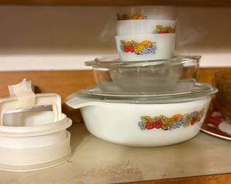 More Corning  ware & Tupperware hamburger presses (2)