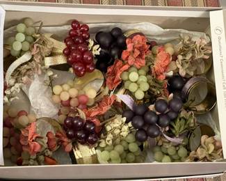 Faux Grapes Napkin Ring Holders